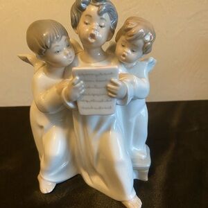 Lladro Singing Angels #4542